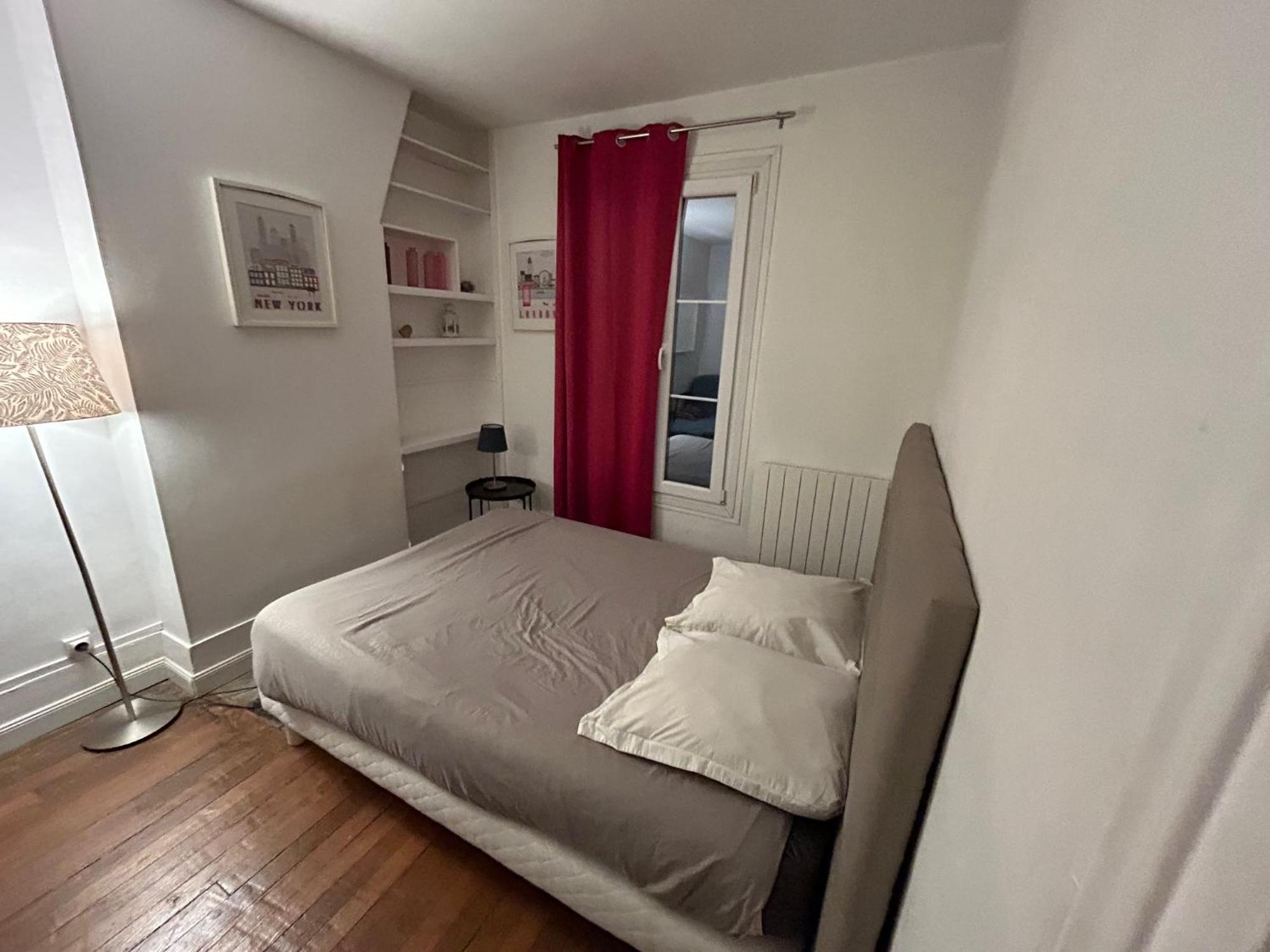 Paris Sacre Coeur Montmartre Et Tour Eiffel, 8 People, Apartment Exterior photo